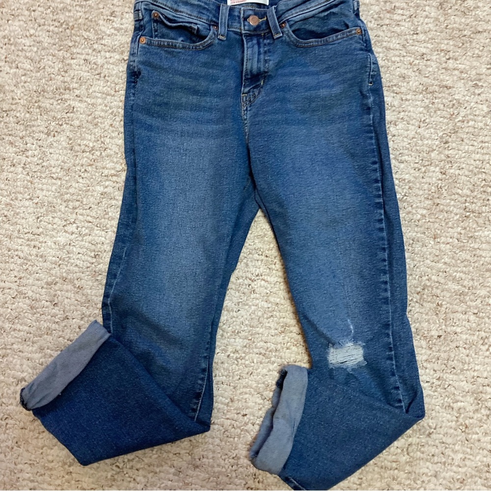 Women’s Signature Levi’s Cuffed Boyfriend Denim Jeans, Size 6, EUC